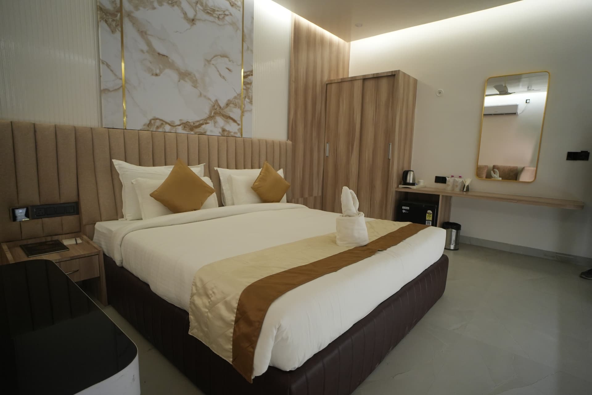 Luxury Rooms
