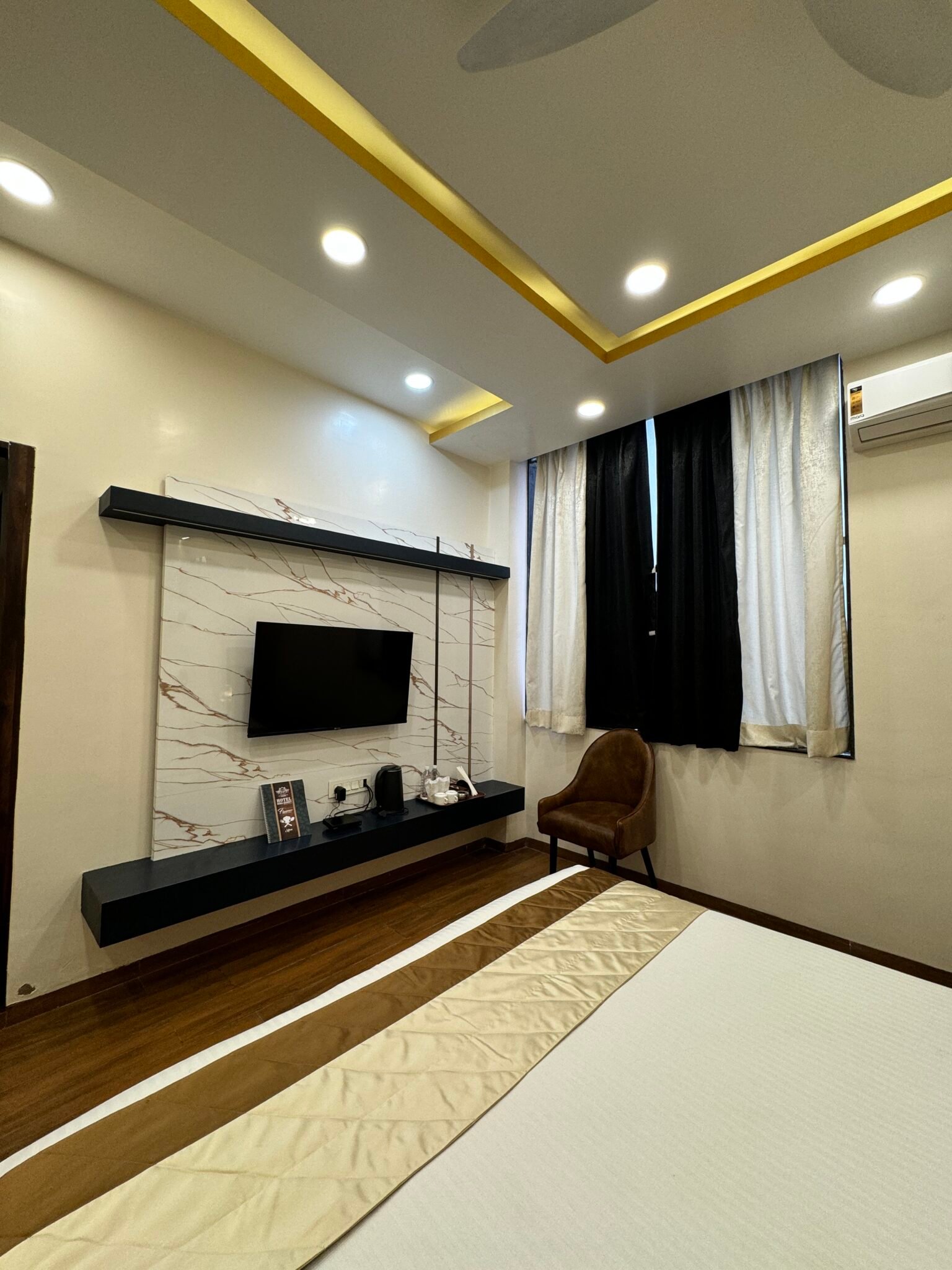 Royal Semi Suites in Motihari​